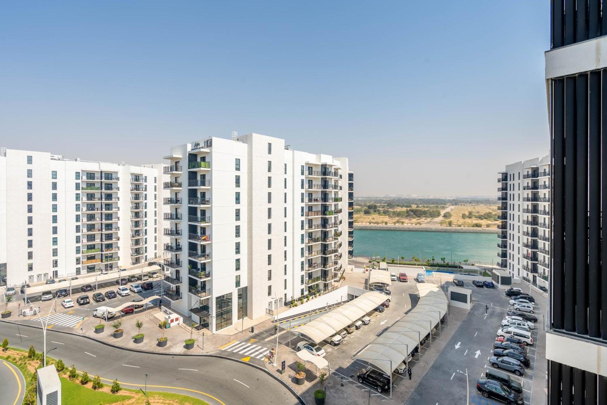 Bohochic Yasisland: Beside “F1” Apartment Abu Dhabi Exterior photo